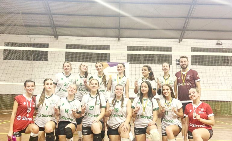 Águia sedia etapa da Liga Gaúcha de Vôlei e promove torneio no fim de semana em Encantado