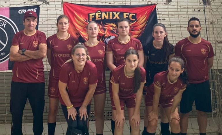 Escolinha Fênix de Futsal inicia atividades e reúne meninas da região em Encantado