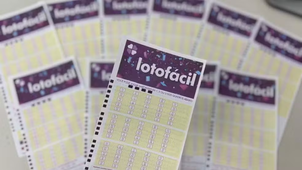 Aposta do RS acerta Lotofácil e fatura prêmio milionário