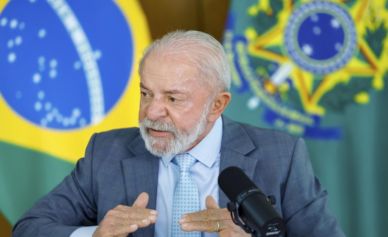 Lula envia ao Congresso projeto que propõe fim da escala 6×1