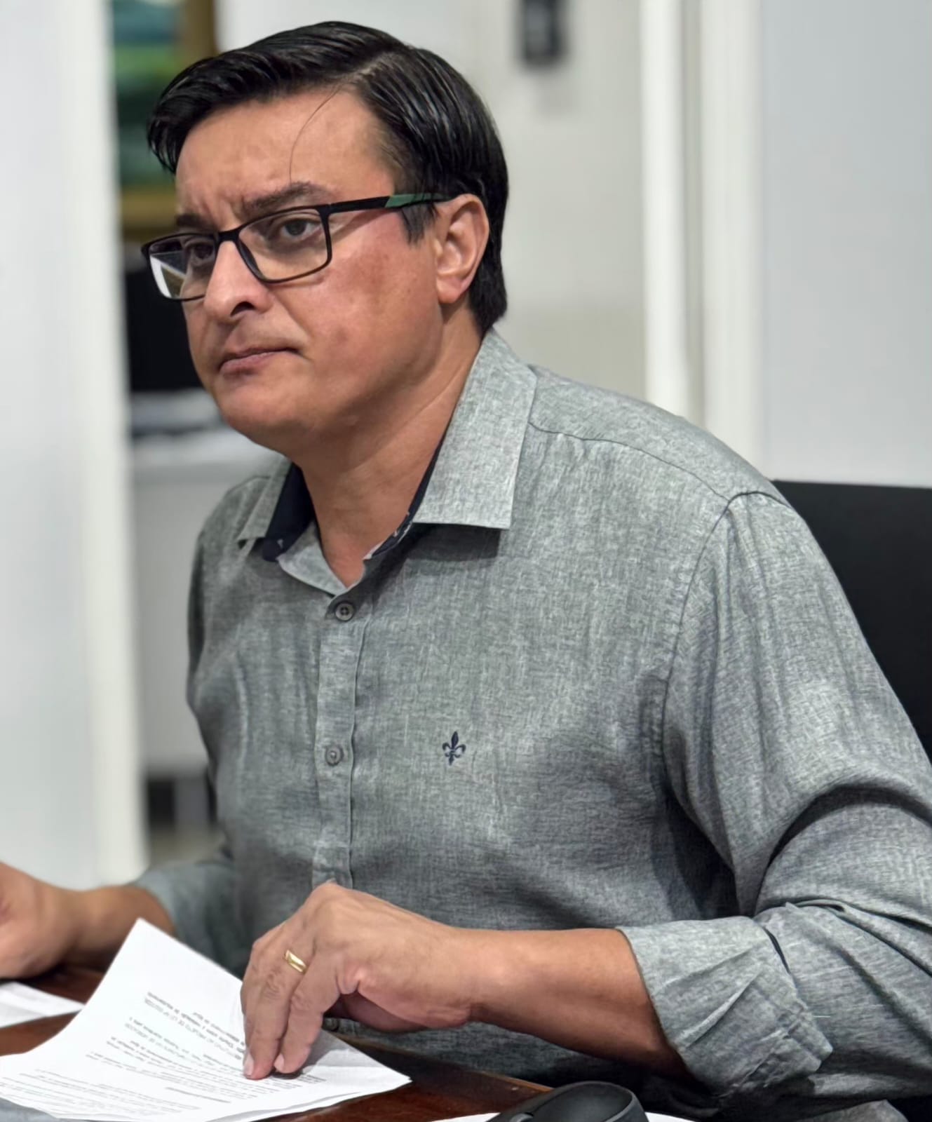 Câmara de Encantado analisa projeto do vereador Cris Costa sobre uso de ciclomotores e bikes elétricas