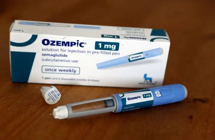 Novo estudo aponta que canetas emagrecedoras podem ajudar no combate ao Alzheimer