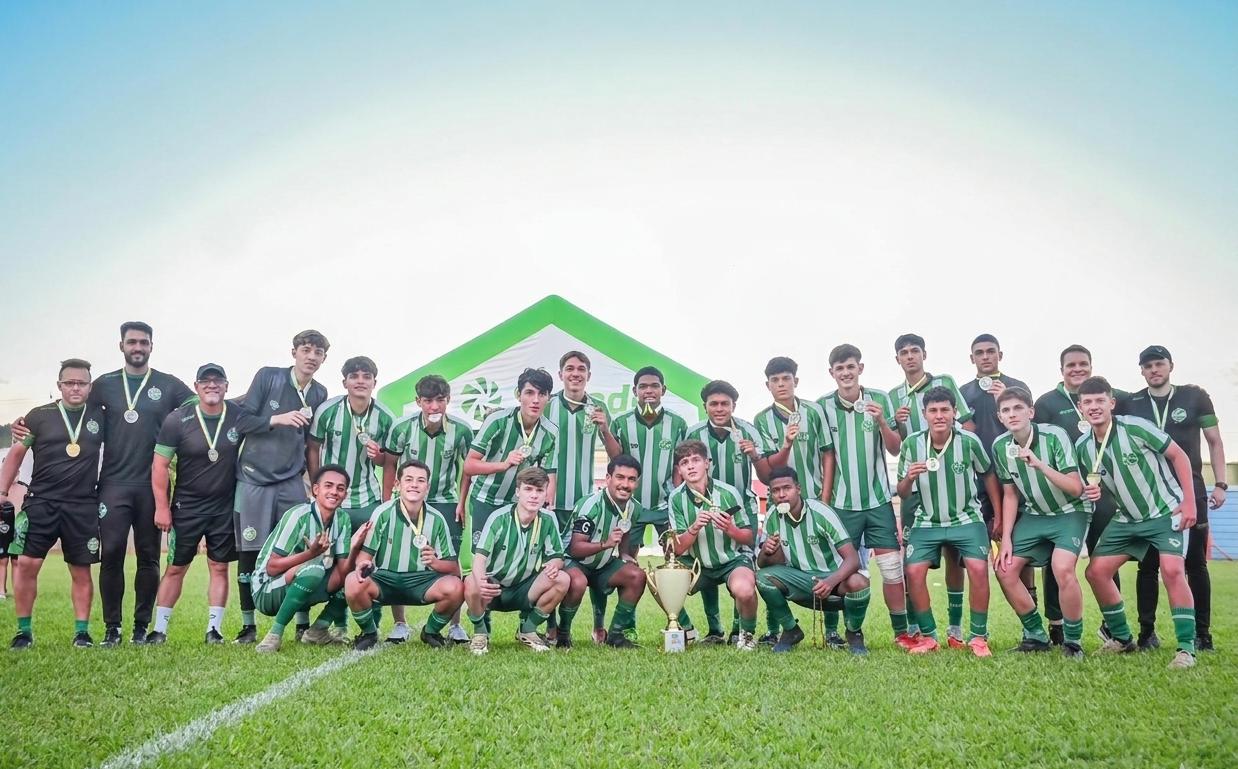 Juventude conquista o título da 20ª Taça da Amizade Sub-15 em Roca Sales