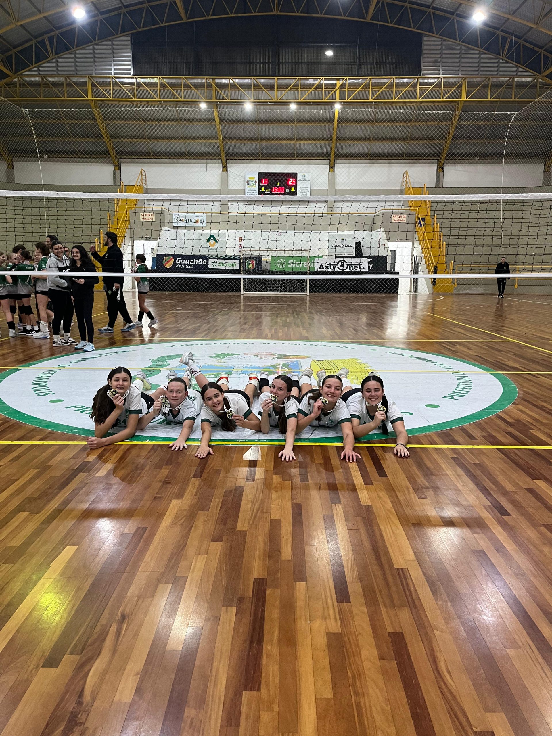 Águia Voleibol de Encantado conquista título da Copa Serrana em Veranópolis