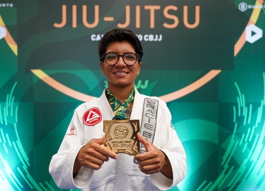 De Encantado, Débora Machado conquista título brasileiro de jiu-jitsu
