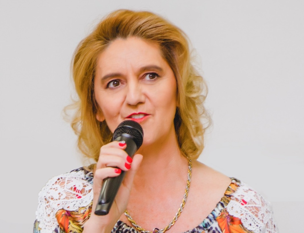 Maria do Carmo P. Quissini: uma vida dedicada ao conhecimento, à liderança e ao desenvolvimento regional