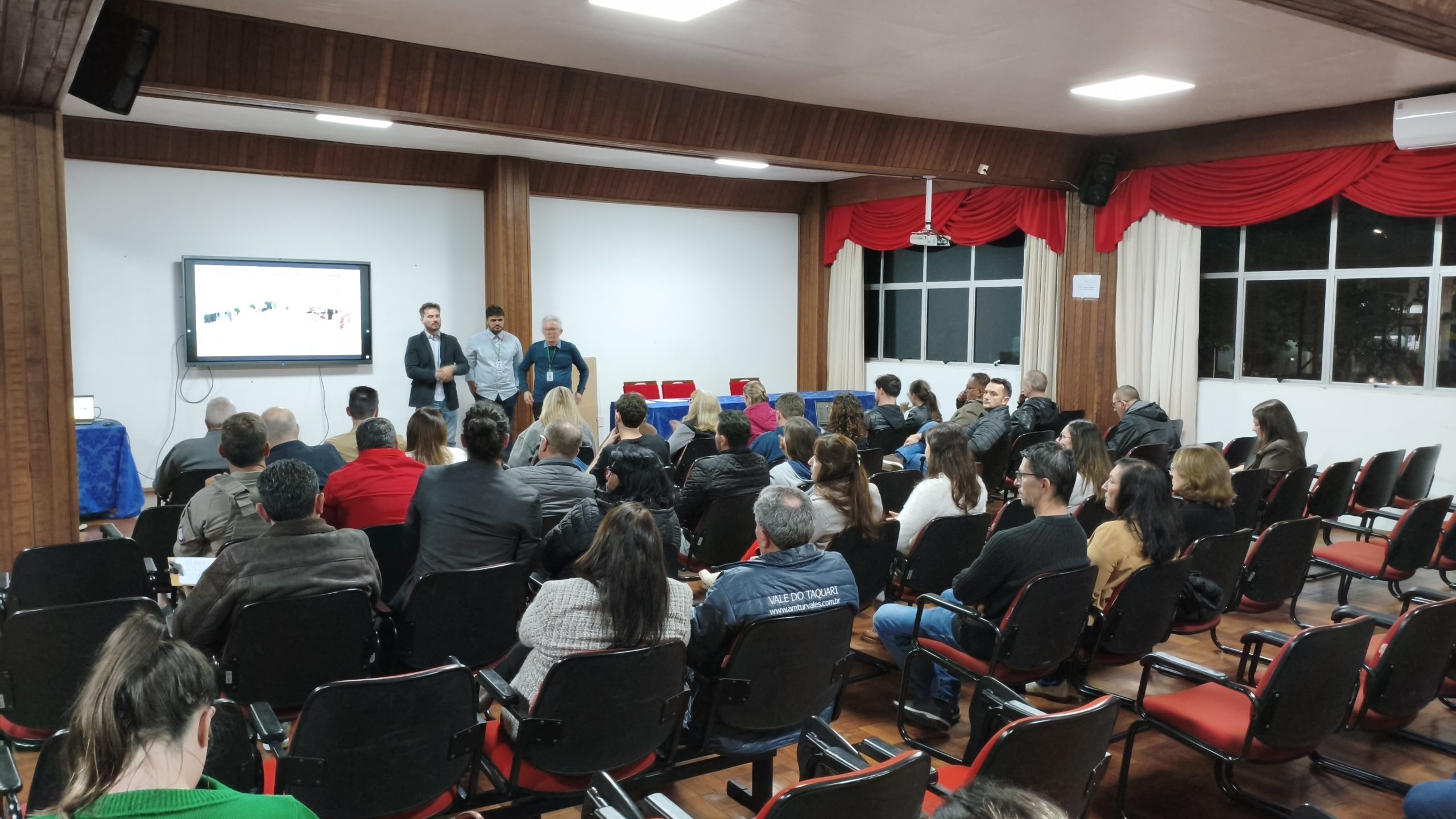 Administração Municipal apresenta projeto de Revitalização do Centro