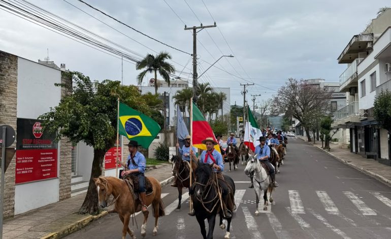 Desfile Farroupilha tomará as ruas de Encantado no domingo