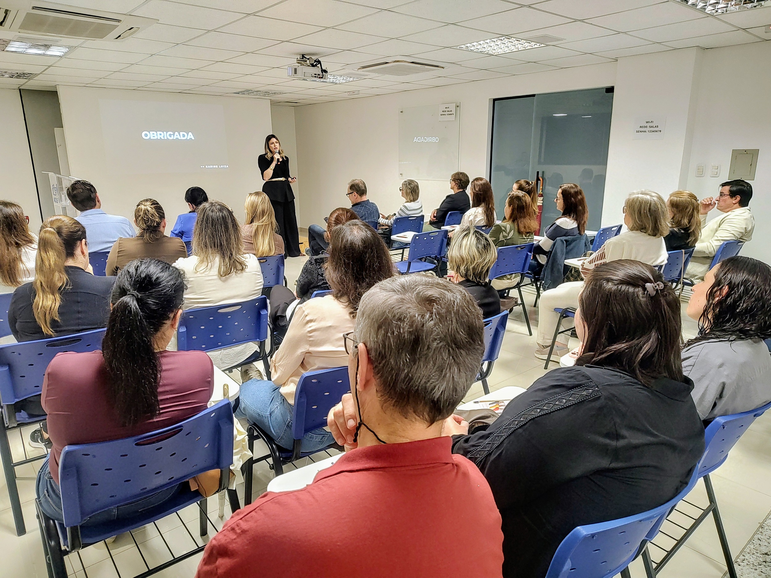 Loja física aliada à internet: palestra na ACI-E aponta caminhos para vender mais