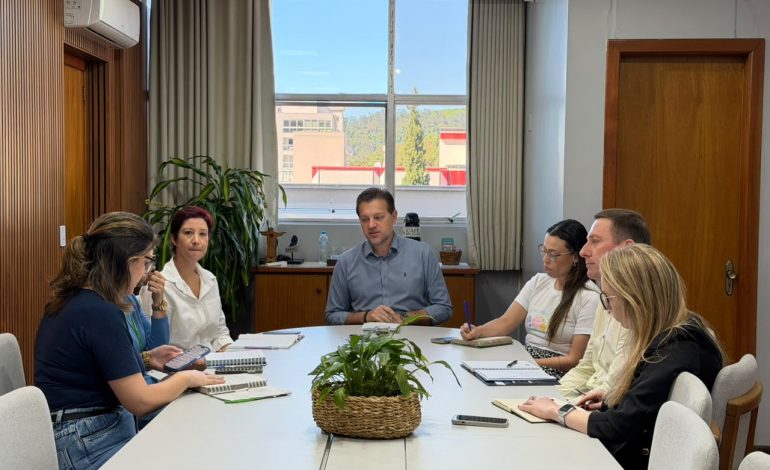 Encantado realiza primeira reunião para implantação do CREAS no município