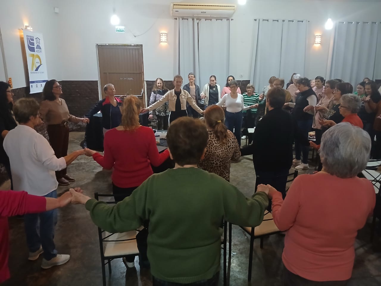 Tempo de Cuidar reúne mulheres em tarde de memórias, saberes e autocuidado