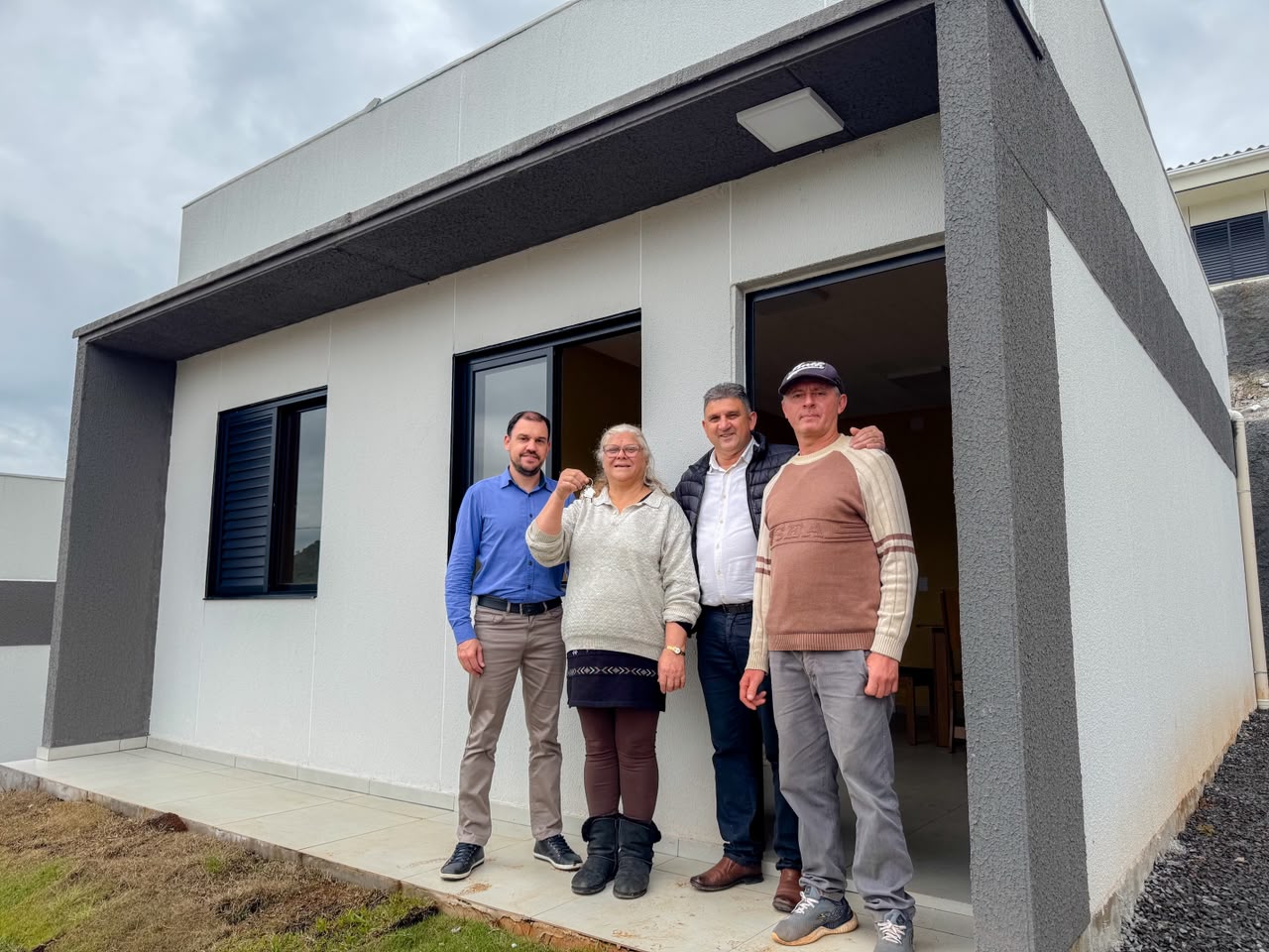 Muçum chega a 102 casas entregues e anuncia inicio da obra de um ginásio resiliente no Loteamento Renascer