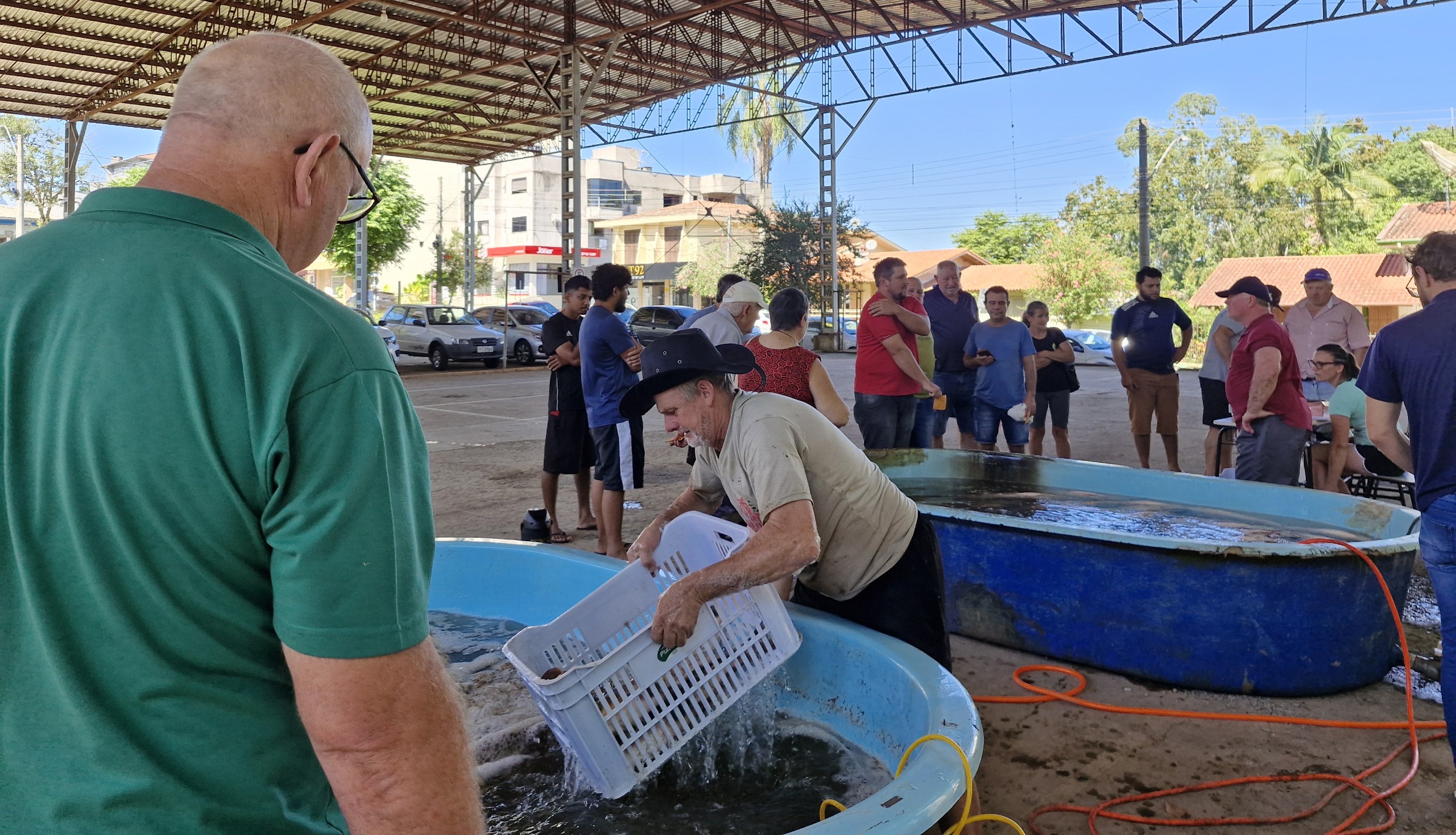Feira de Peixe Vivo ocorre neste sábado, no Centro de Arroio do Meio