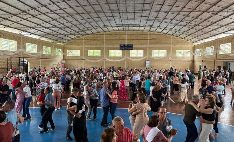 Relvado sedia Baile Regional da Terceira Idade neste sábado, dia 24