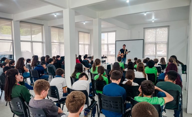 Desenvolve Muçum reúne comunidade e estudantes para incentivar ideias e o desenvolvimento local